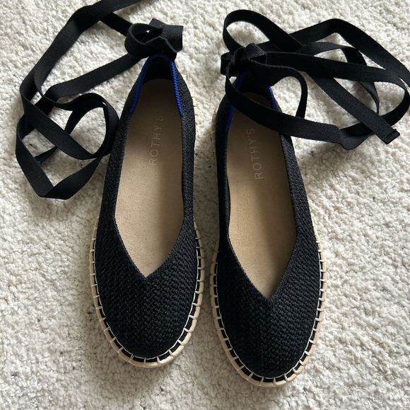 Rothy’s women’s Black Espadrille Flats with Ribbon Ties size 6 NWOT - Picture 2 of 2